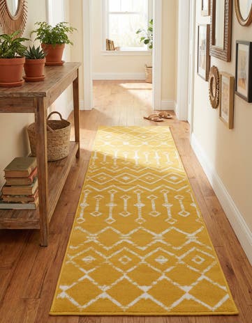 2' x 6' 7 Kasbah Trellis Runner Rug