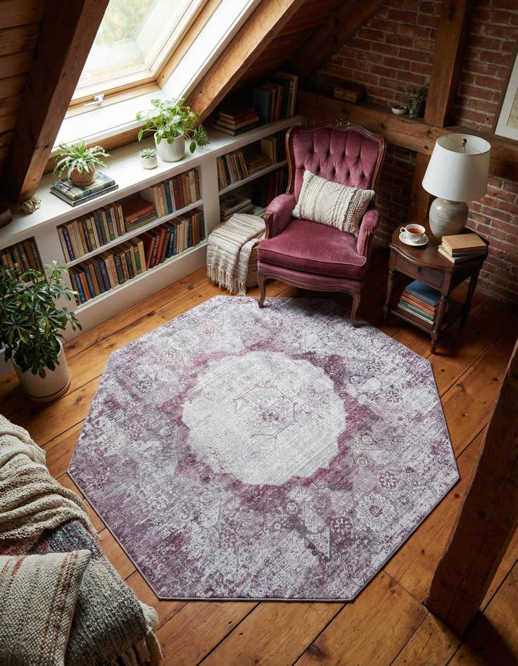 Detail image of 7' 10 x 7' 10  Washable Yara Octagon Rug