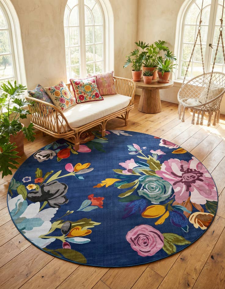 Detail image of 10' x 10' Blossom Round Rug