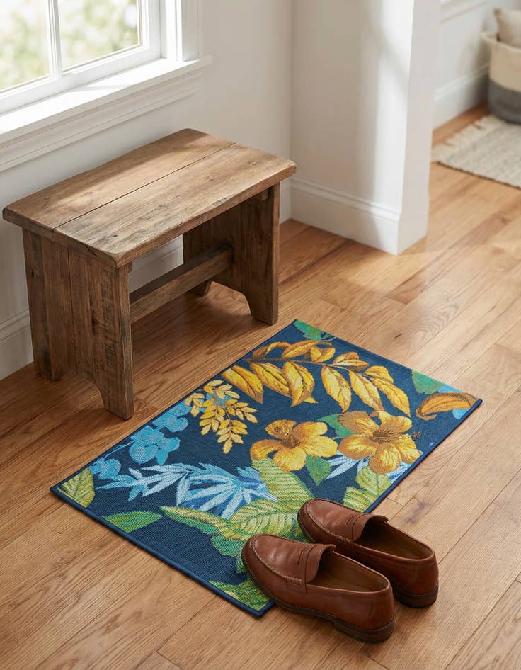 Detail image of 2' x 3' Easy-Clean Botanical Indoor / Outdoor Rug