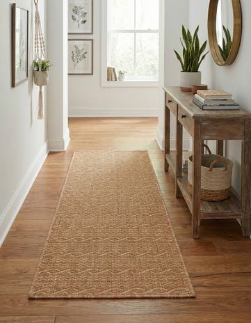 2' 2 x 6' Easy-Clean Modern Indoor / Outdoor Runner Rug