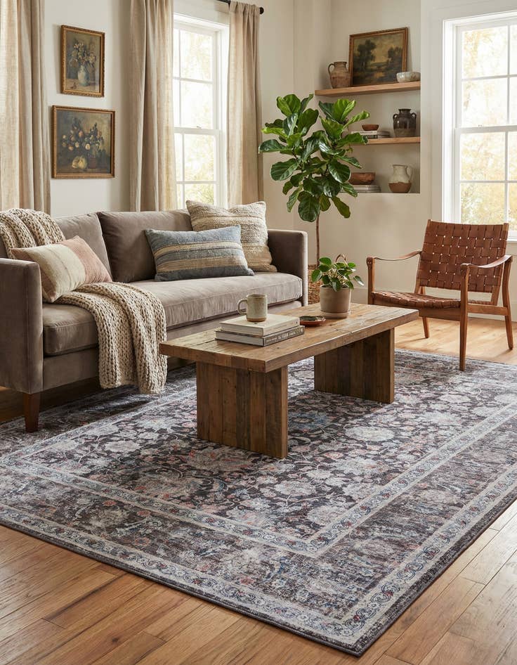 Detail image of 7' 10 x 10' Yara Rug