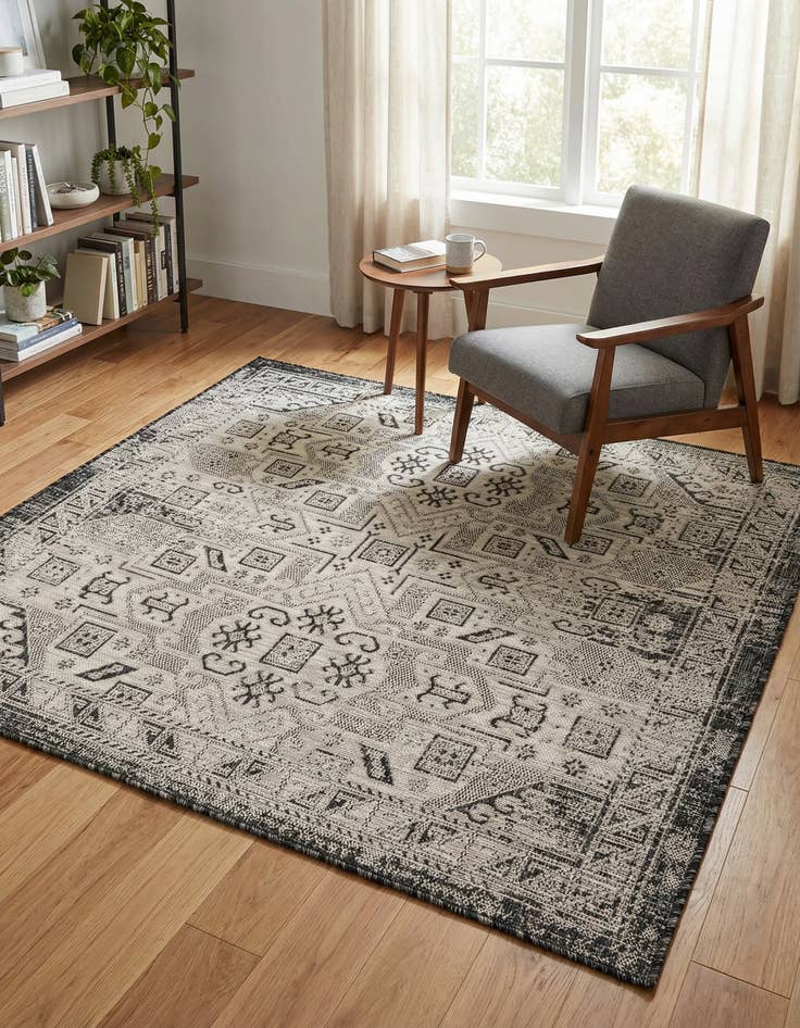 Detail image of 5' 3 x 5' 3 Washable Aztec Indoor / Outdoor Square Rug