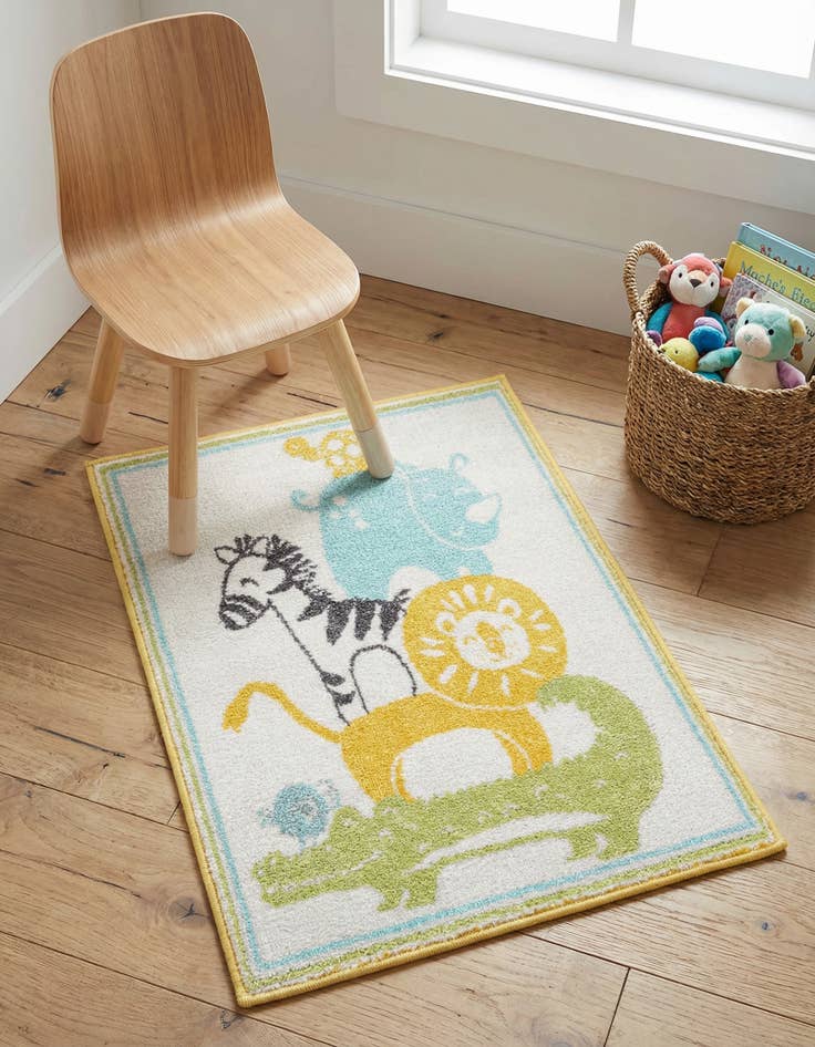 Detail image of 2' 2 x 3' Animals Whimsy Kids Rug