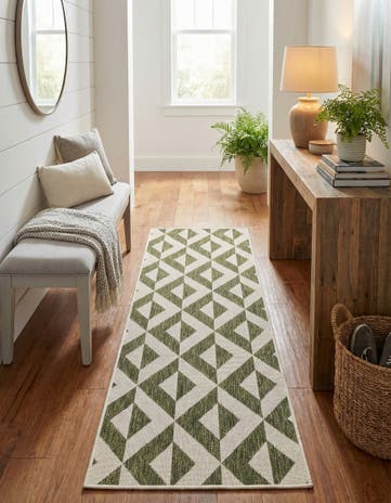 Green Easy-Clean Jill Zarin Napa Indoor / Outdoor Runner Rug