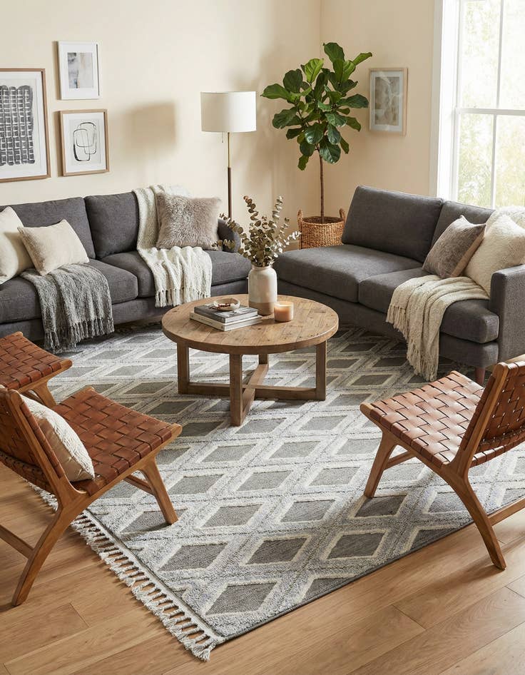 Detail image of 7' 10 x 10' Arlo Rug