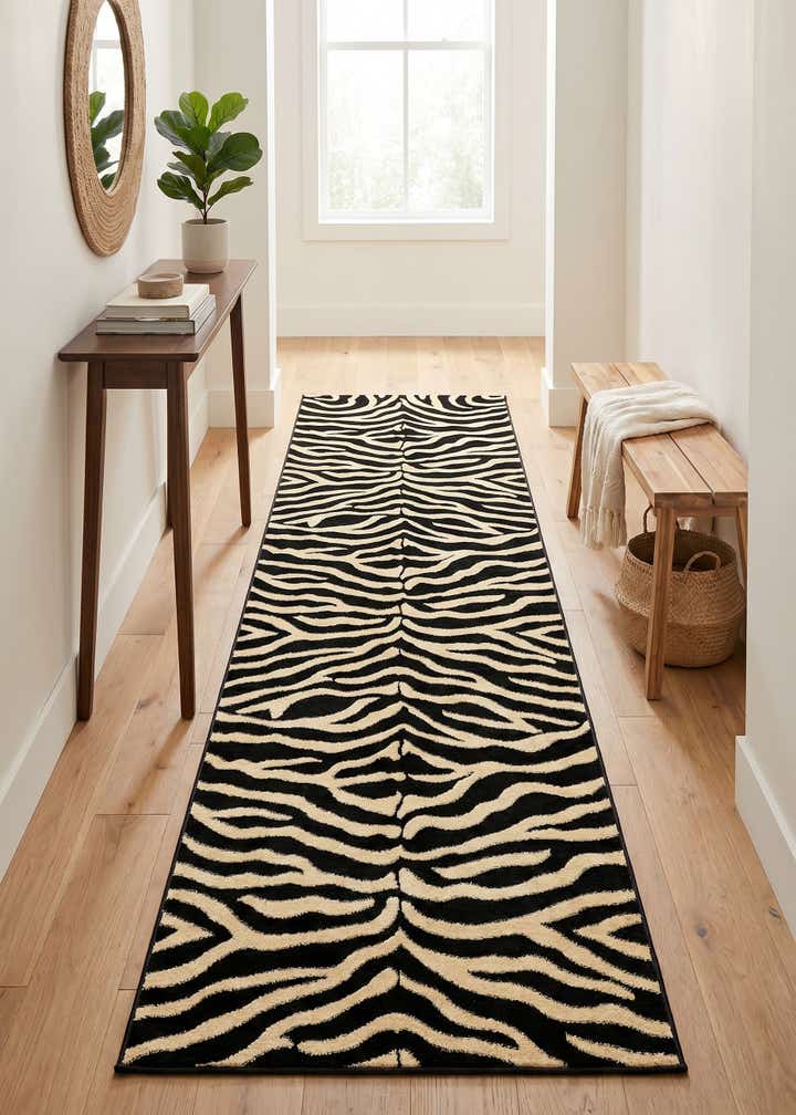 2' 7 x 10' Safari Runner Rug
