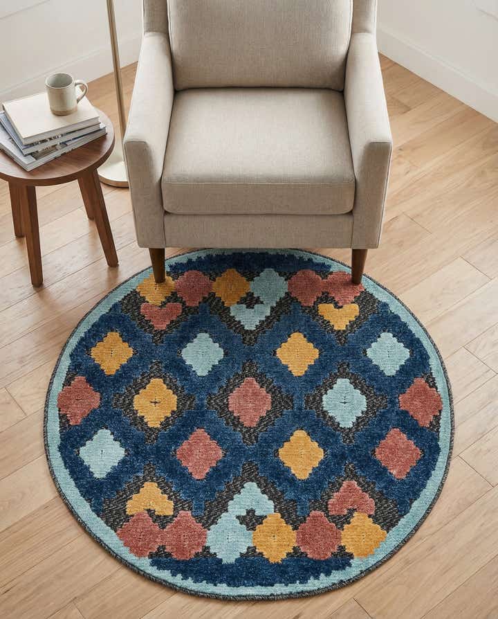 3' 3 x 3' 3 Easy-Clean Belize Indoor / Outdoor Round Rug