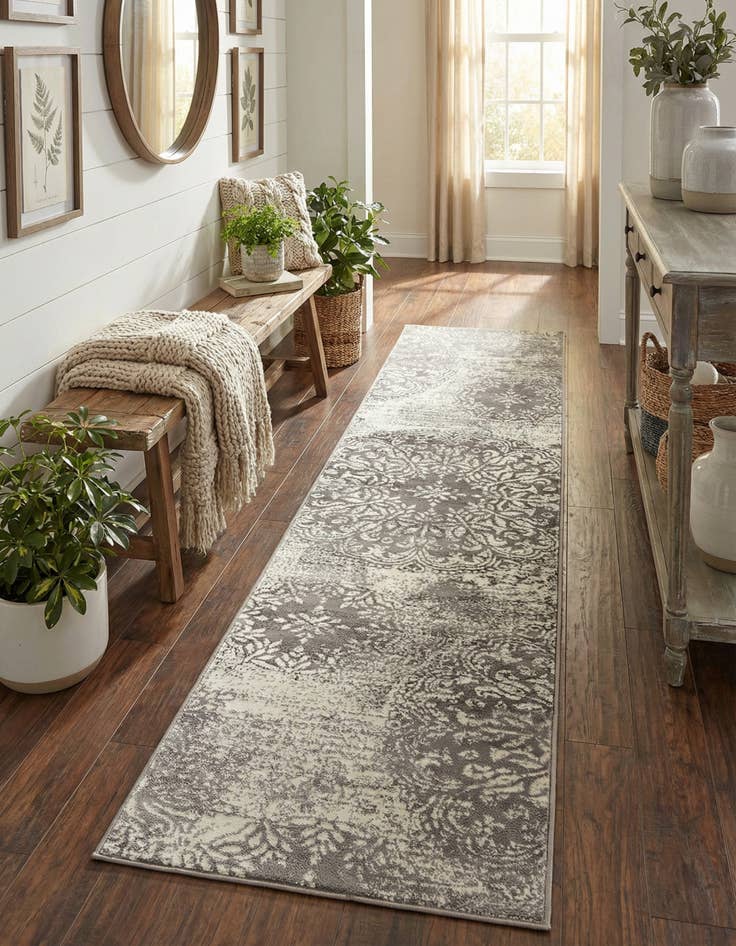 Detail image of 2' x 9' 10 Monaco Runner Rug