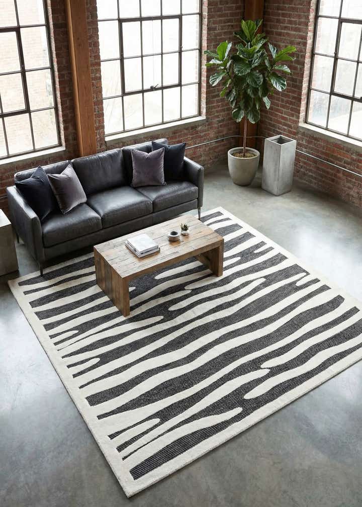 10' x 10' Prismatic Square Rug