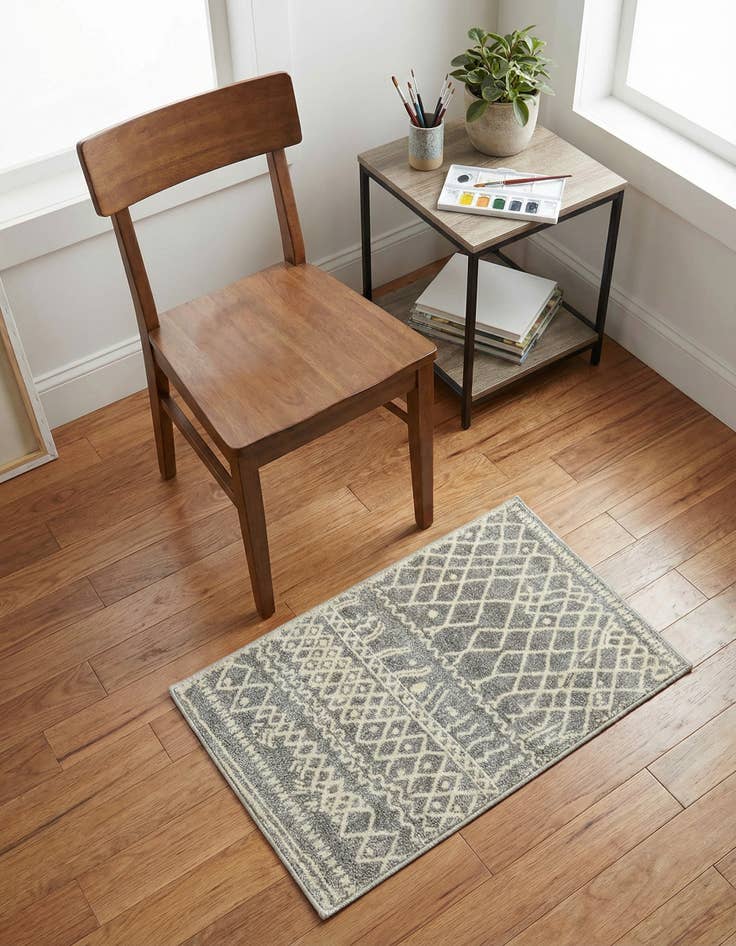 Detail image of 2' x 3' Tangier Rug