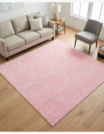 7' x 7' Lattice Frieze Square Rug