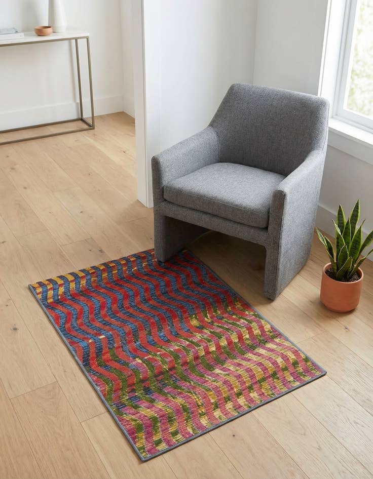 Detail image of  2' 2 x 3'  Washable Modern Indoor / Outdoor Rug