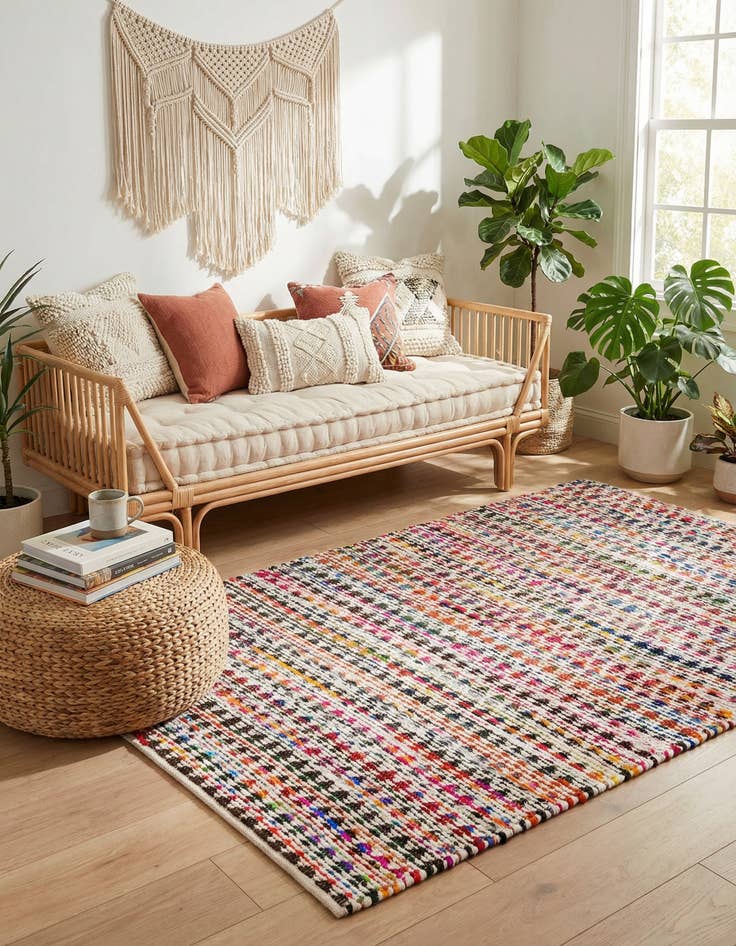 Detail image of 5' 1 x 8' Hand Woven Braided Chindi Rug