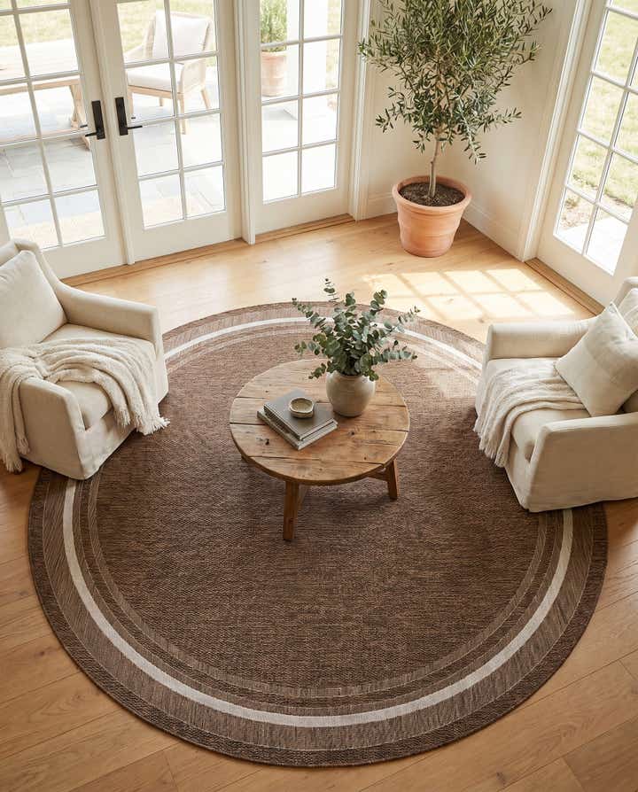 12' x 12' Easy-Clean Border Indoor / Outdoor Round Rug