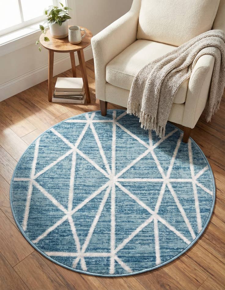 Detail image of 3' 3 x 3' 3 Lattice Trellis Round Rug
