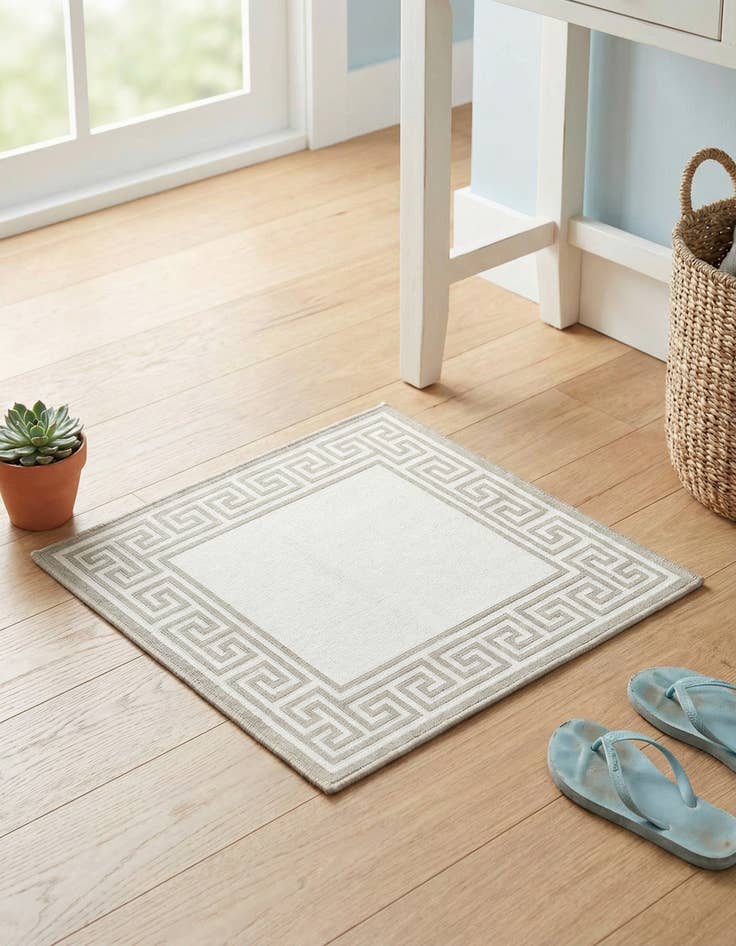 Detail image of 1' 3 x 1' 3 Washable Coastal Indoor / Outdoor Sample Rug