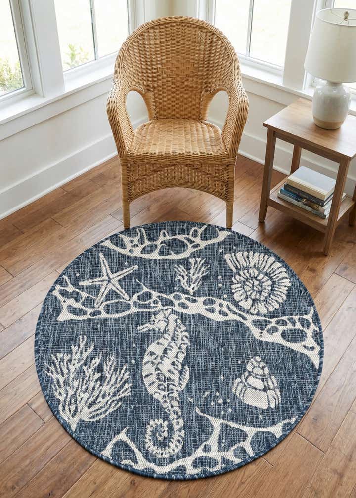 3' x 3' Easy-Clean Coastal Indoor / Outdoor Round Rug