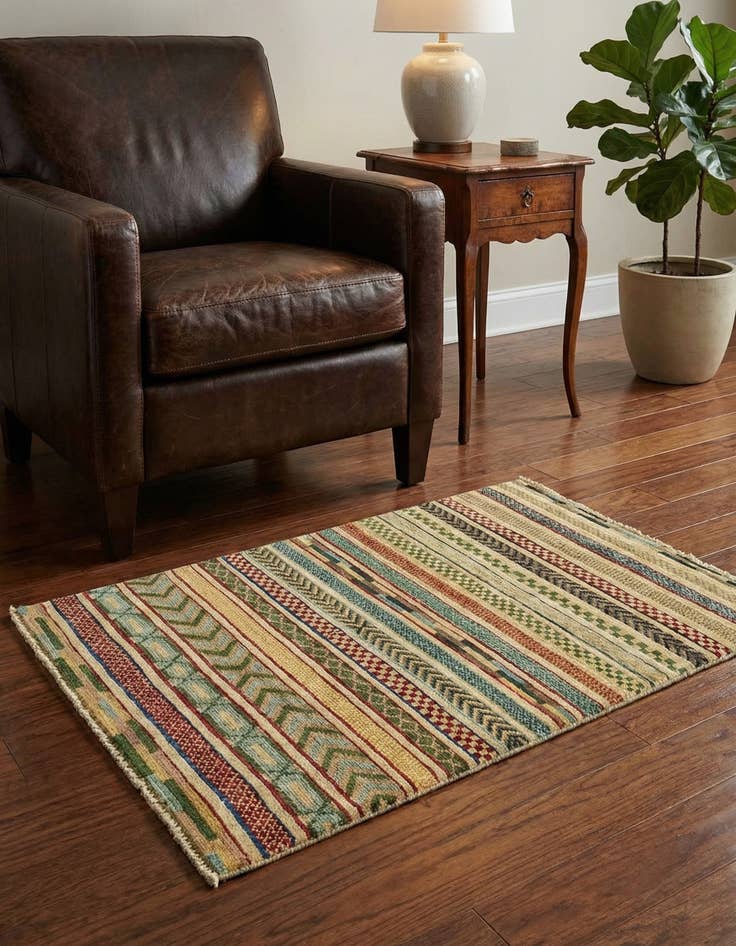 Detail image of 2' 9 x 3' 9 Hand Knotted Modern Ziegler Rug