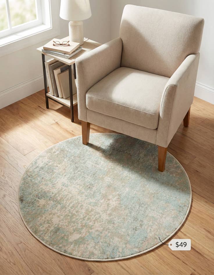 Detail image of 3' 3 x 3' 3 Lotus Round Rug