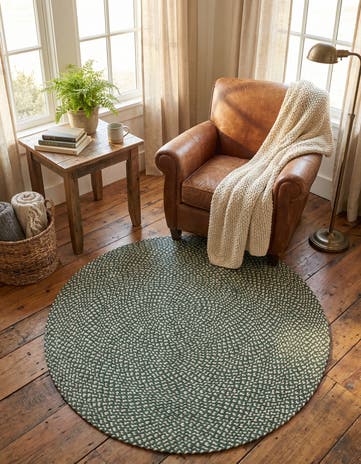 4' 1 x 4' 1 Handmade Tweed Braided Jute Round Rug