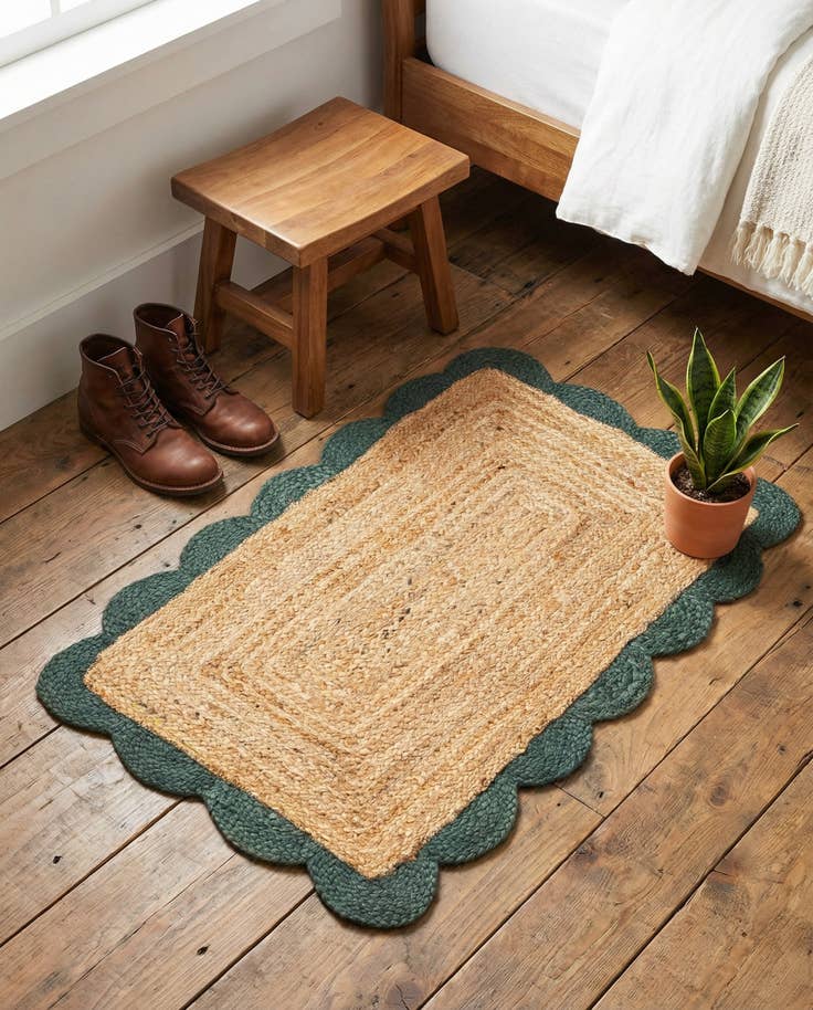 Detail image of 2' x 3' 1 Handmade Scallop Braided Jute Rug