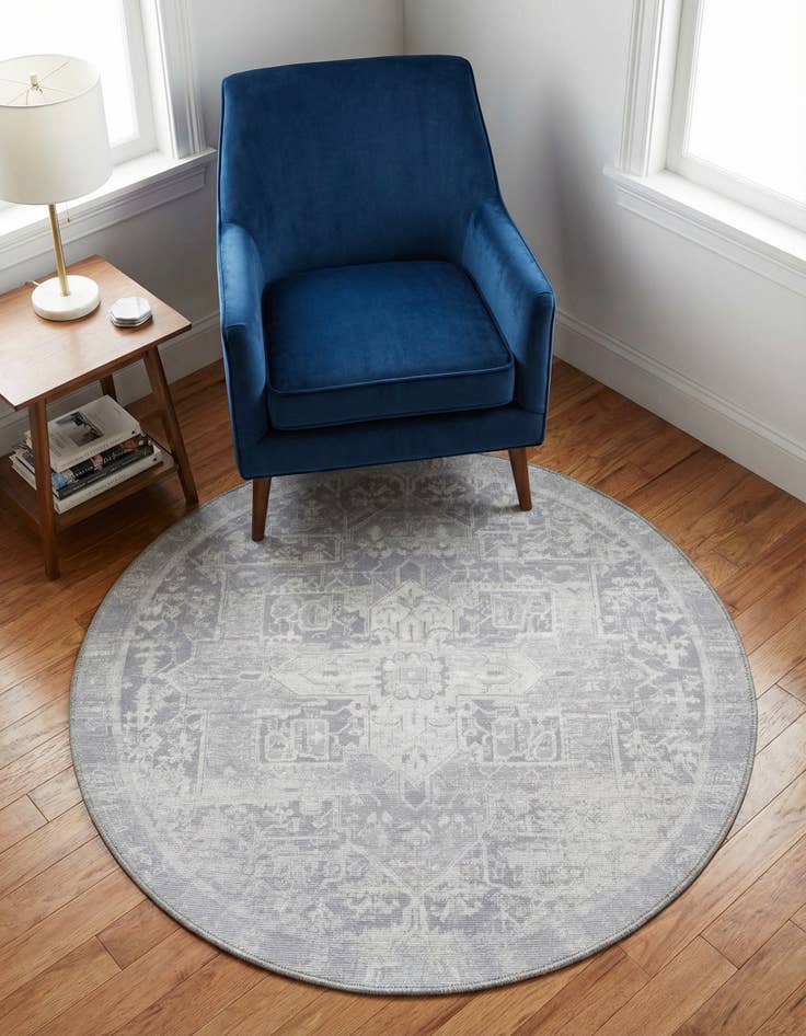 Detail image of 3' 6 x 3' 6 Timeless Round Rug