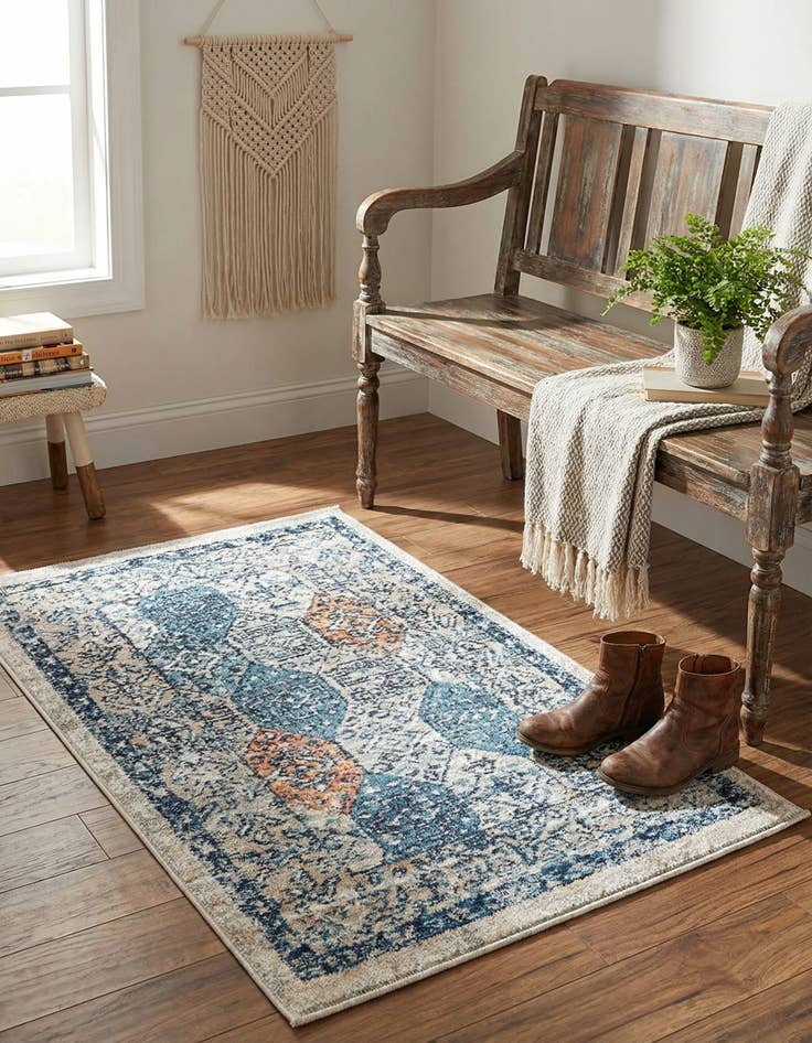 Detail image of 2' x 3' Lola Rug