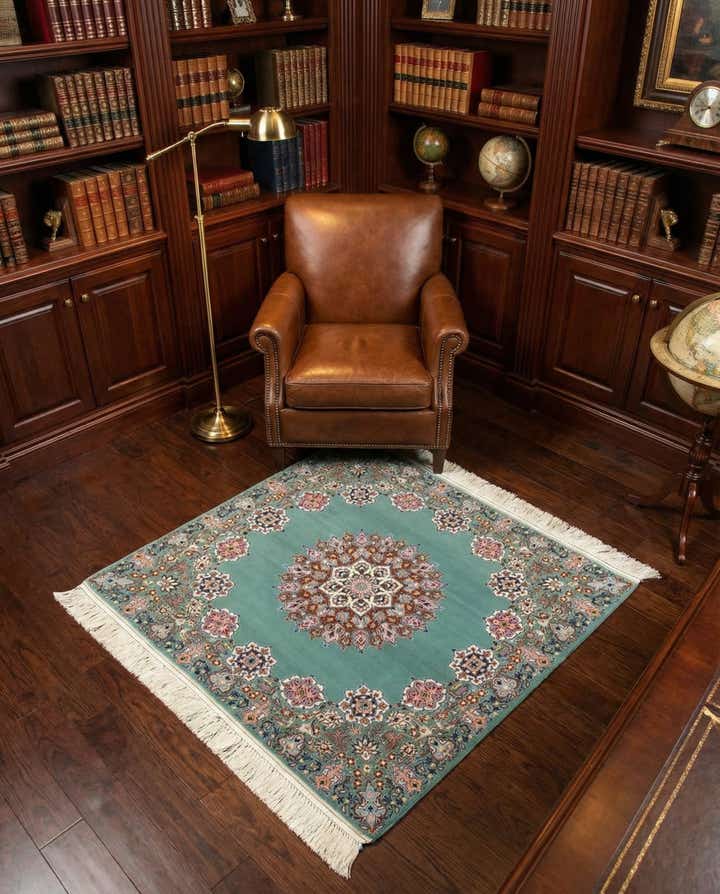 3' 6 x 3' 7 Isfahan Square Rug