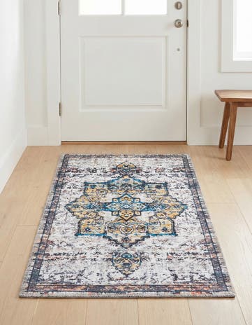 Sea Salt White Washable Francesca Rug