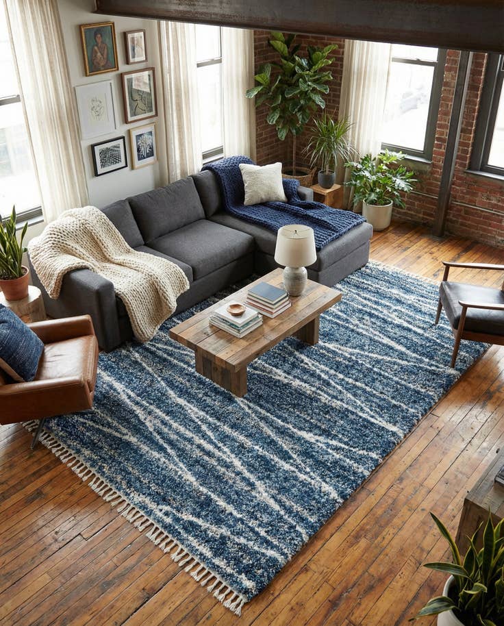 Detail image of 7' x 10' Serenity Shag Rug