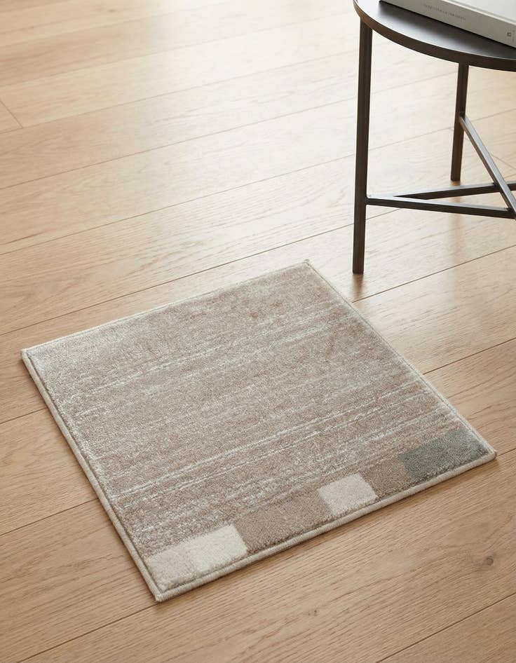 Detail image of Jill Zarin 1' 8 x 1' 8 Uptown Madison Avenue Sample Rug