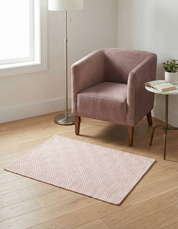 Detail image of 2' x 3' 1 Hand Woven Geo Trellis Flatweave Rug
