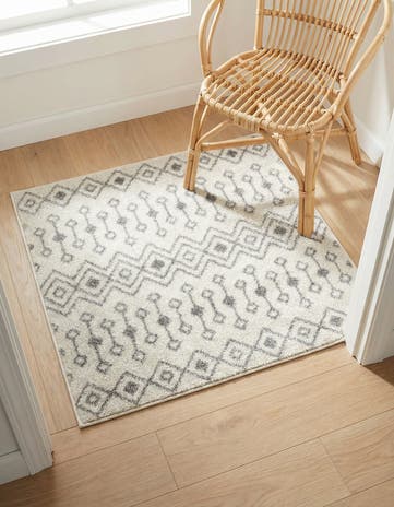 3' x 3' Moroccan Trellis Square Rug