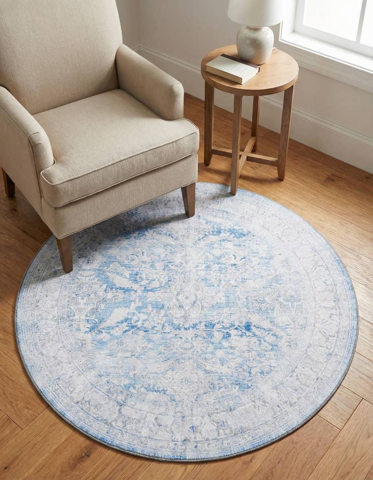 Detail image of 3' 6 x 3' 6 Timeless Round Rug