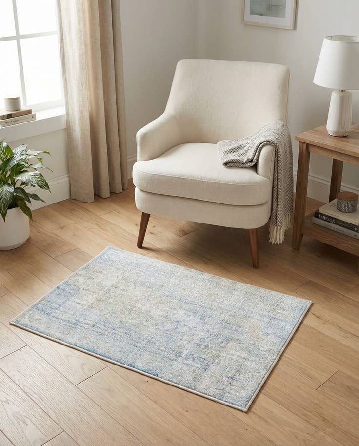 Detail image of 2' 2 x 3' Williamsburg Rug