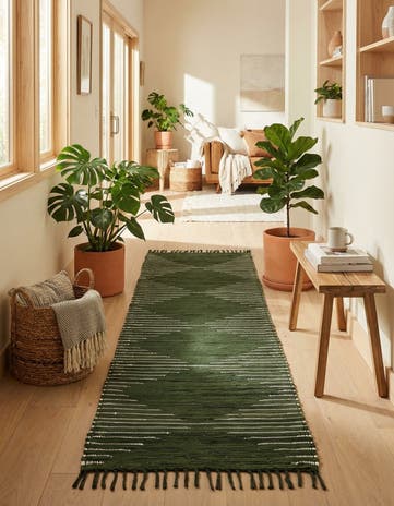 2' 8 x 9' Hand Woven Chindi Cotton Runner Rug