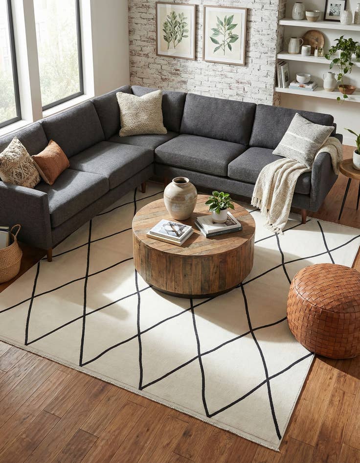 Detail image of 7' 10 x 7' 10 Milano Square Rug