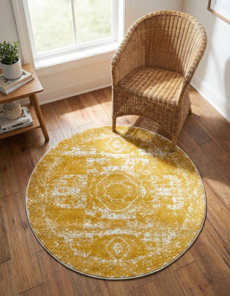Detail image of 3' x 3' Bexley Round Rug