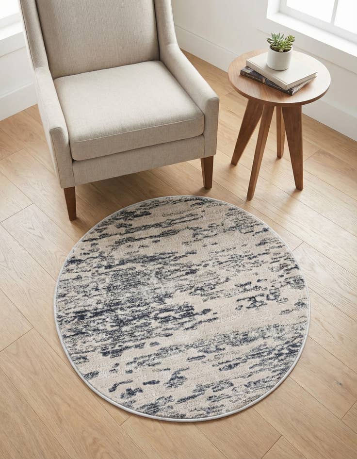 Detail image of 3' x 3' Oasis Round Rug