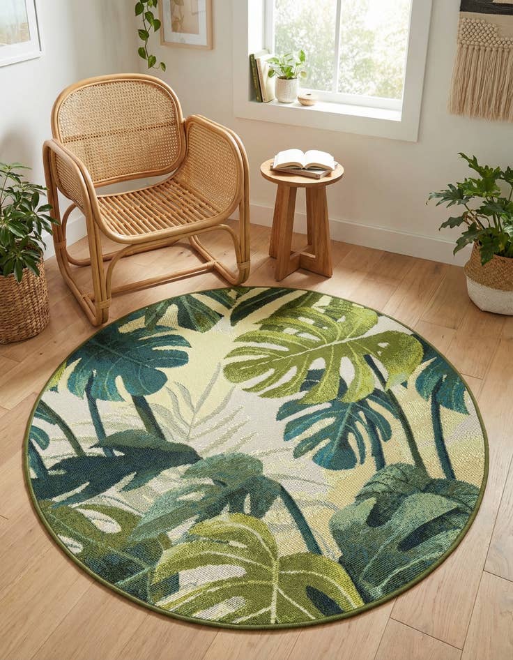 Detail image of 3' x 3' Washable Botanical Indoor / Outdoor Round Rug