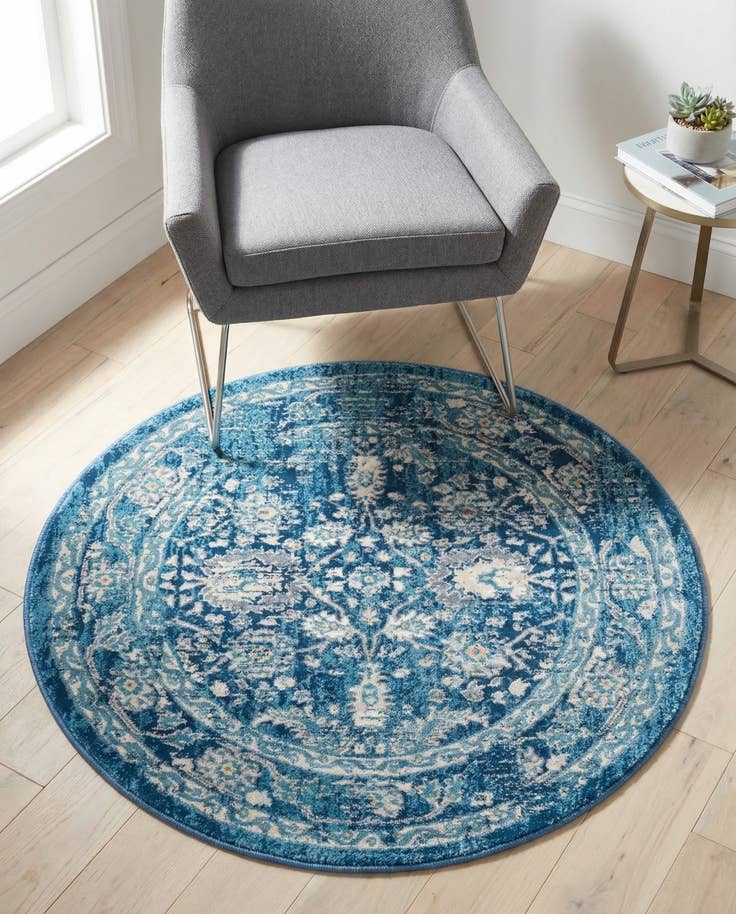 Detail image of 3' 3 x 3' 3 Dahlia Round Rug