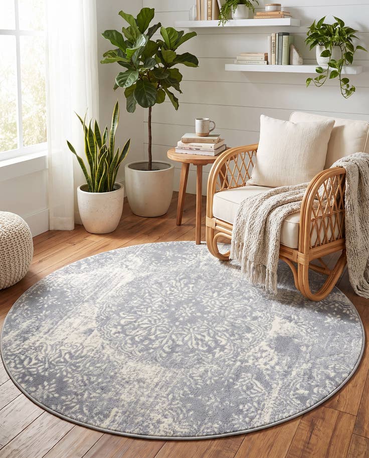 Detail image of 5' x 5' Monaco Round Rug