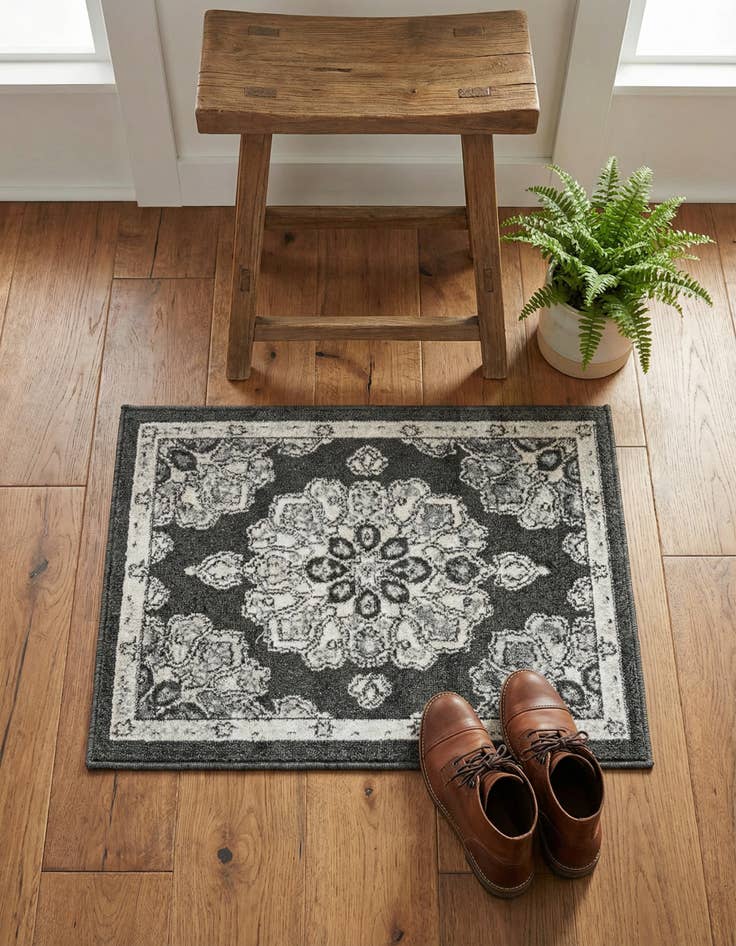 Detail image of 2' x 3' Parker Rug