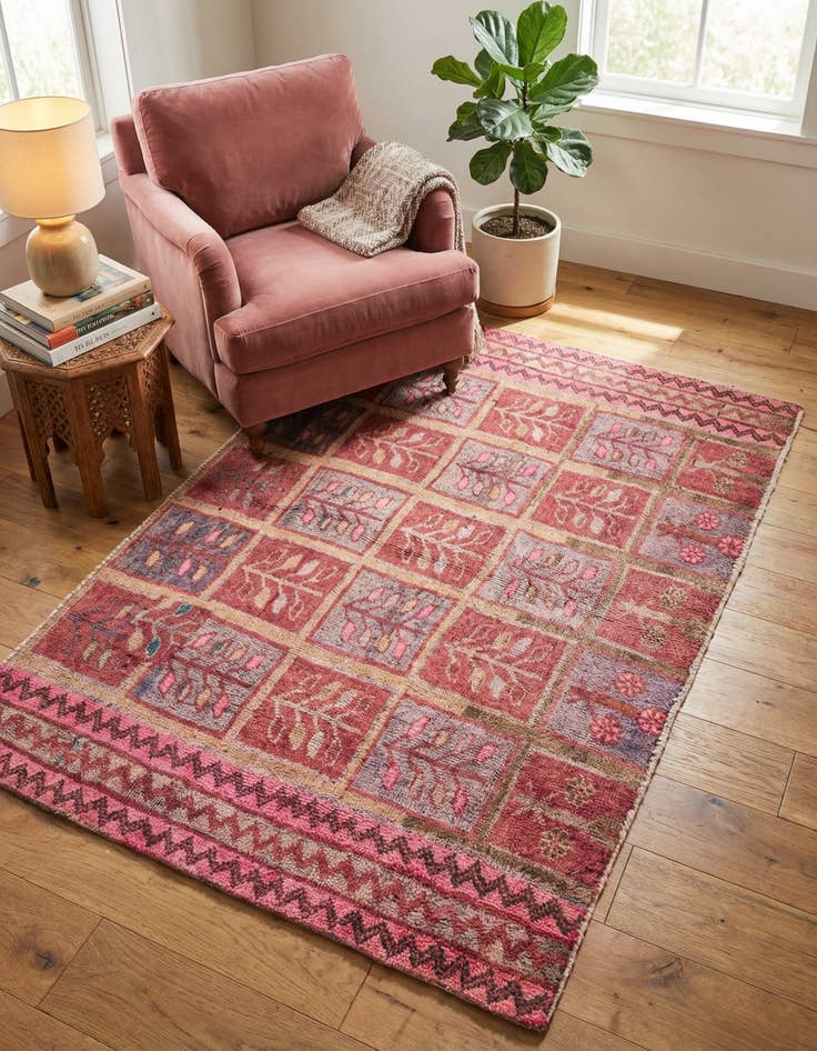 Detail image of 3' 4 x 4' 9 Hand Knotted Ultra Vintage Persian Wool Rug