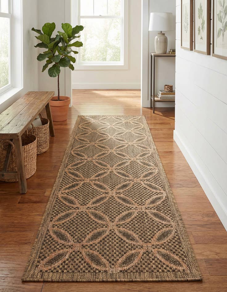 Detail image of 2' 2 x 6' Washable Lattice Indoor / Outdoor Runner Rug