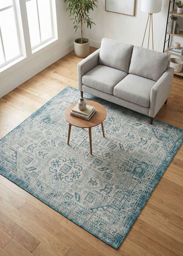 5' 3 x 5' 3 Easy-Clean Aztec Indoor / Outdoor Square Rug
