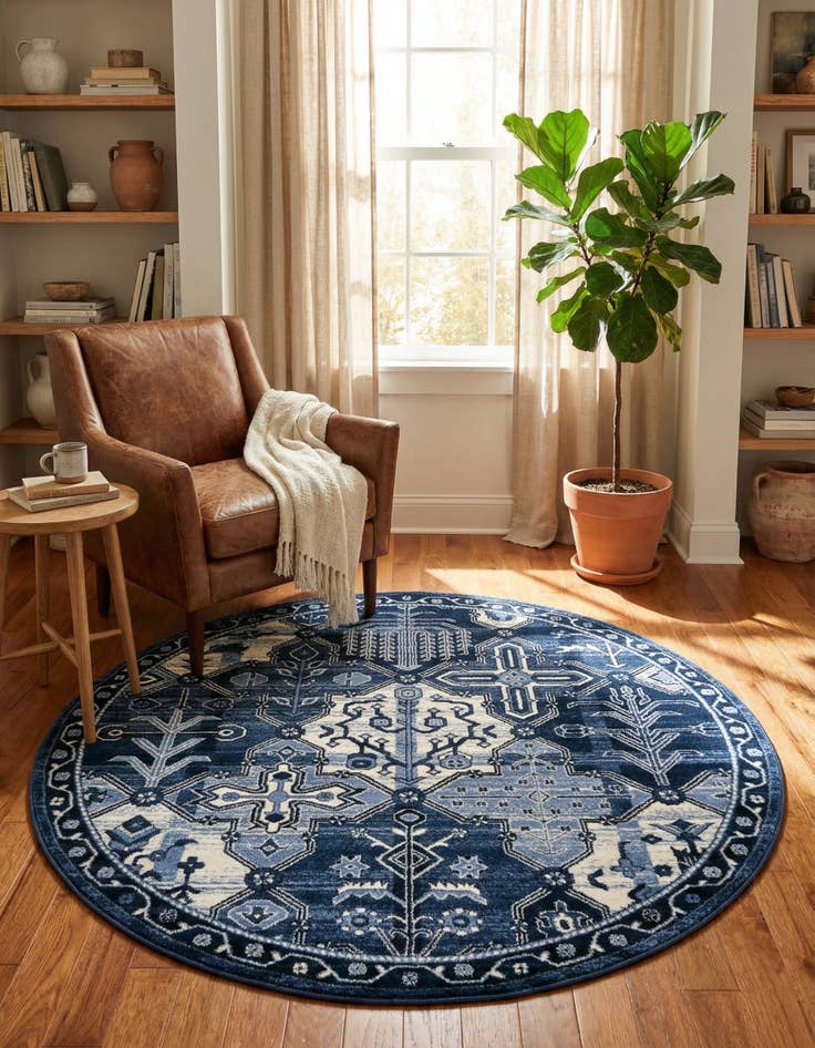 Detail image of 6' x 6' Miranda Round Rug