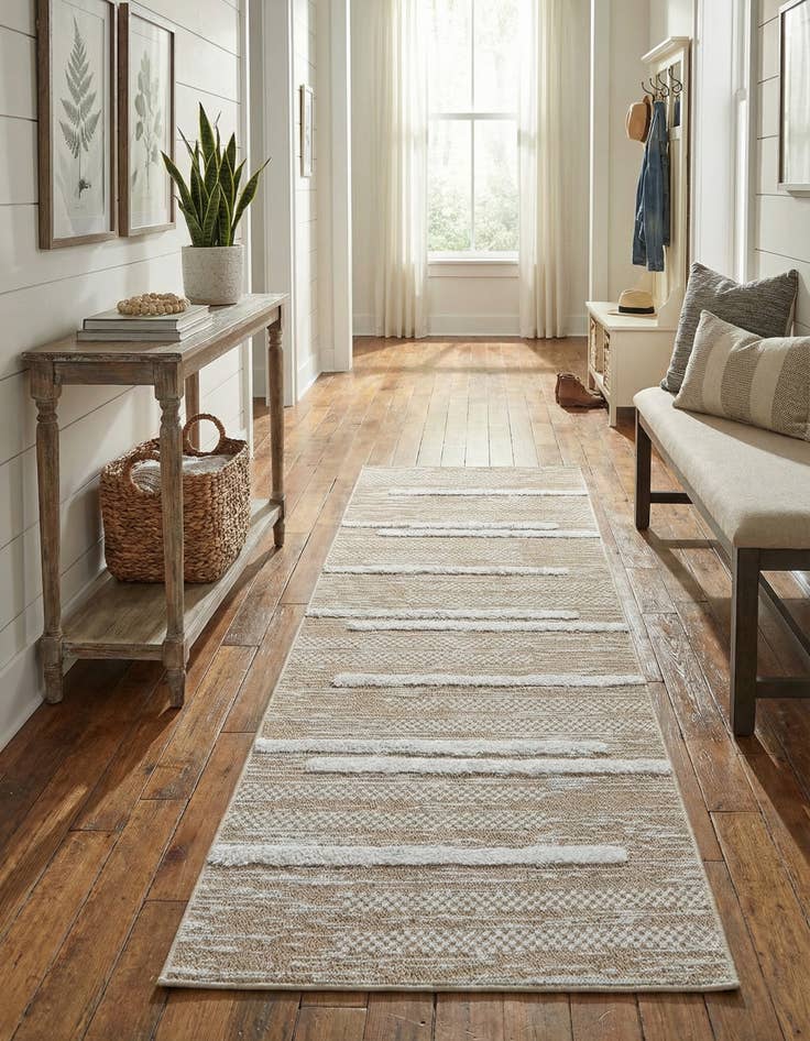 Detail image of 2' 7 x 8' Abbey Runner Rug