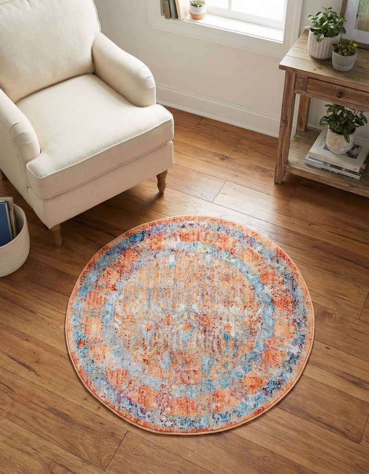 Detail image of 3' 3 x 3' 3 Williamsburg Round Rug